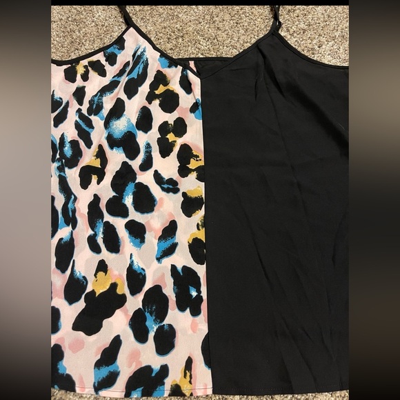 ⭐️ Split Tank - Picture 3 of 9